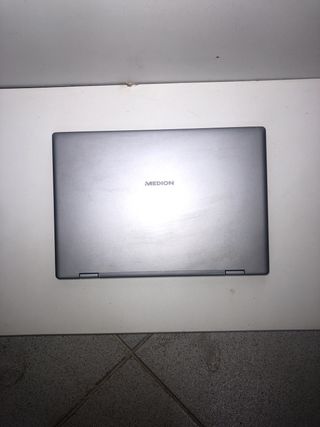 Medion S4401 X360 (i3-7th Gen)