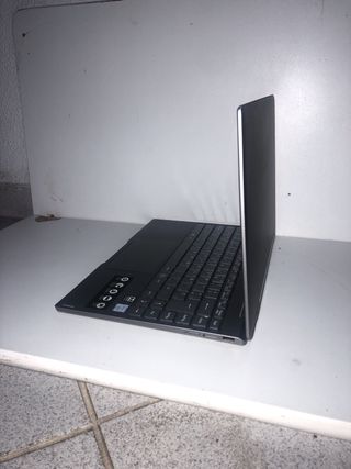 Medion S4401 X360 (i3-7th Gen)