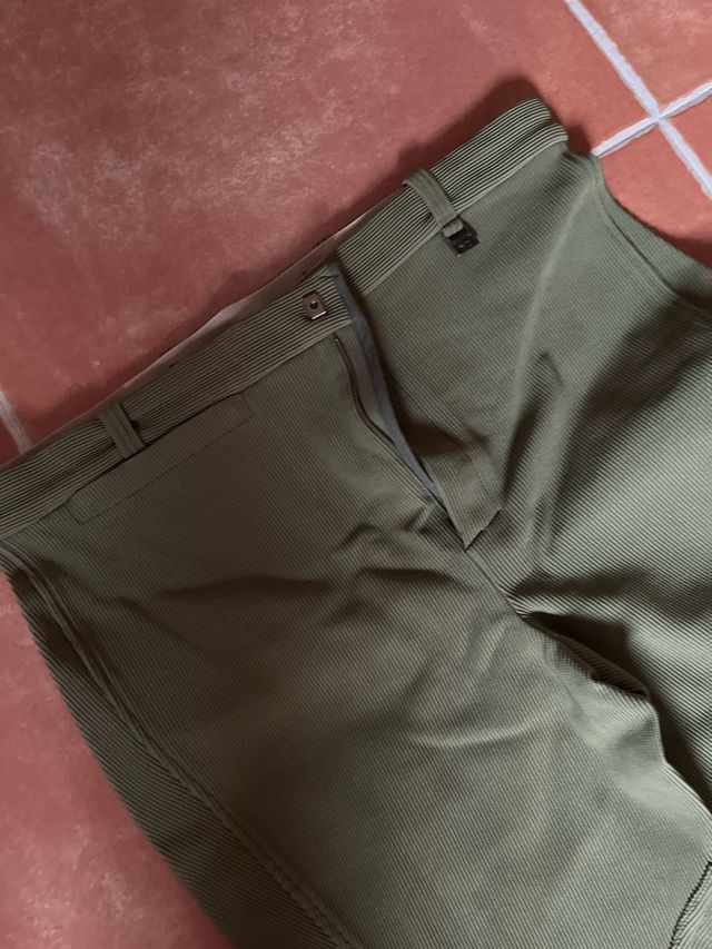 Pantalón de montar a caballo color verde