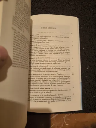 Lote de libros de Política y Derecho #1