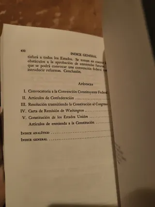 Lote de libros de Política y Derecho #1