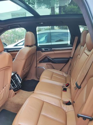 Porsche Cayenne turbo con Porsche Approve