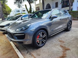 Porsche Cayenne turbo con Porsche Approve
