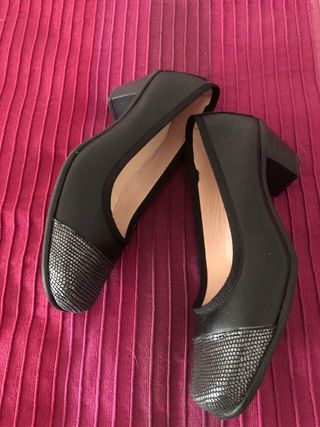 Zapatos de salón piel tacón bloque