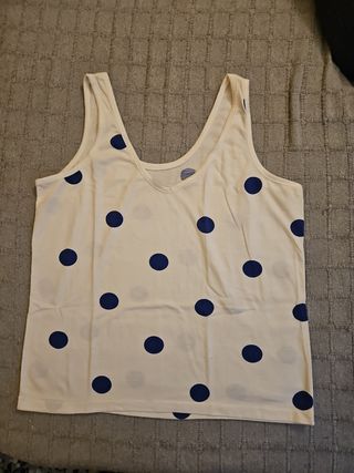 Camiseta sin mangas con lunares azules