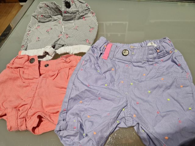 Lote 3 pantalones cortos niña 3 meses