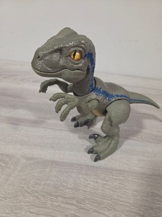 Dinosaurio Bebé Blue Jurassic World Mattel