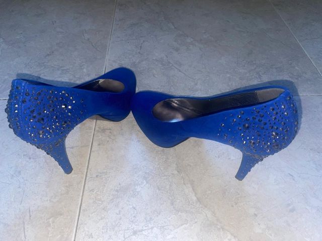 Zapatos de fiesta azules con brillos Talla 40
