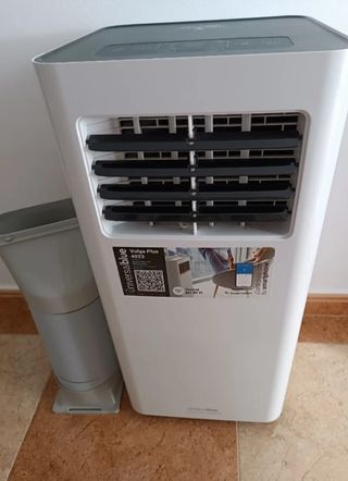 2 Aires Acondicionados Portátiles 2300 Frigorias