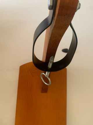 Jamonero de madera