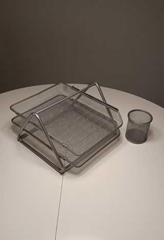Organizador de escritorio metálico plateado