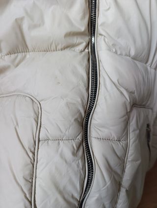 Plumífero Pull and Bear beige Talla L