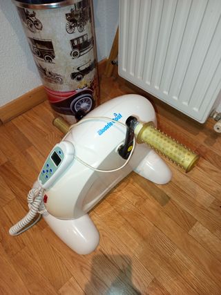 Mini bici estática para pedales sentado