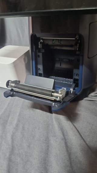 POS touchscreen + 2 stampanti + 1 contatore di banconote