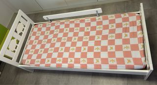 Cama infantil IKEA Kritter con colchón