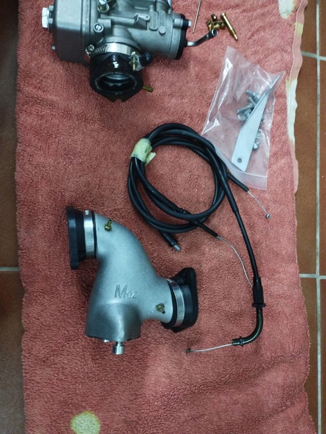 Conversion a un solo carburador Yamaha Virago