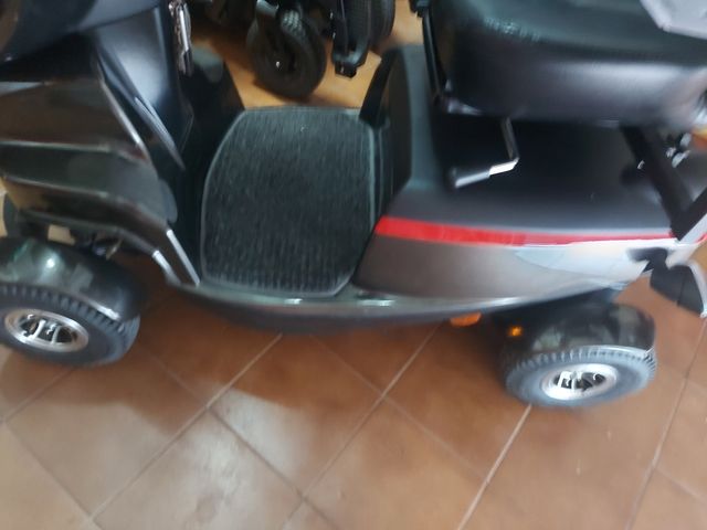 Scooter B+B Negra