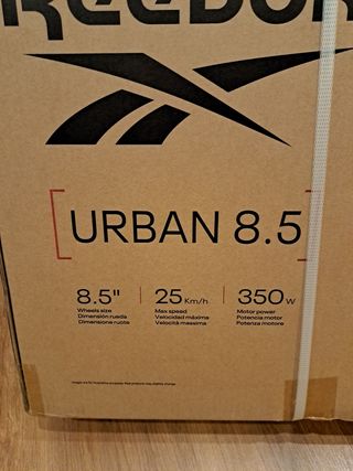 Patinete Eléctrico Reebok Urban 8.5.
A estrenar