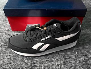 Zapatillas Reebok Rewind Talla 42 (A ESTRENAR) 