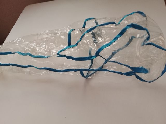 Funda protectora de plástico transparente