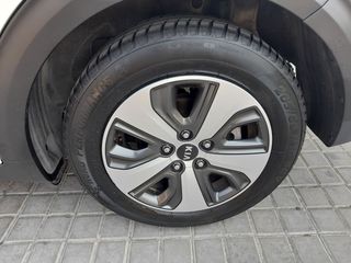 Kia Niro 1.6 GDi Híbrido 104kW (141CV) Emotion