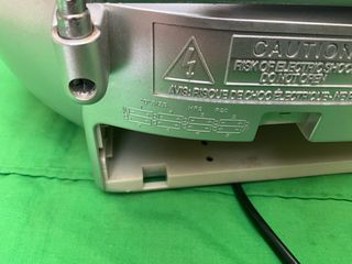 Sanyo MCD-ZX500F CD Portable Radio AM/FM+Cassette