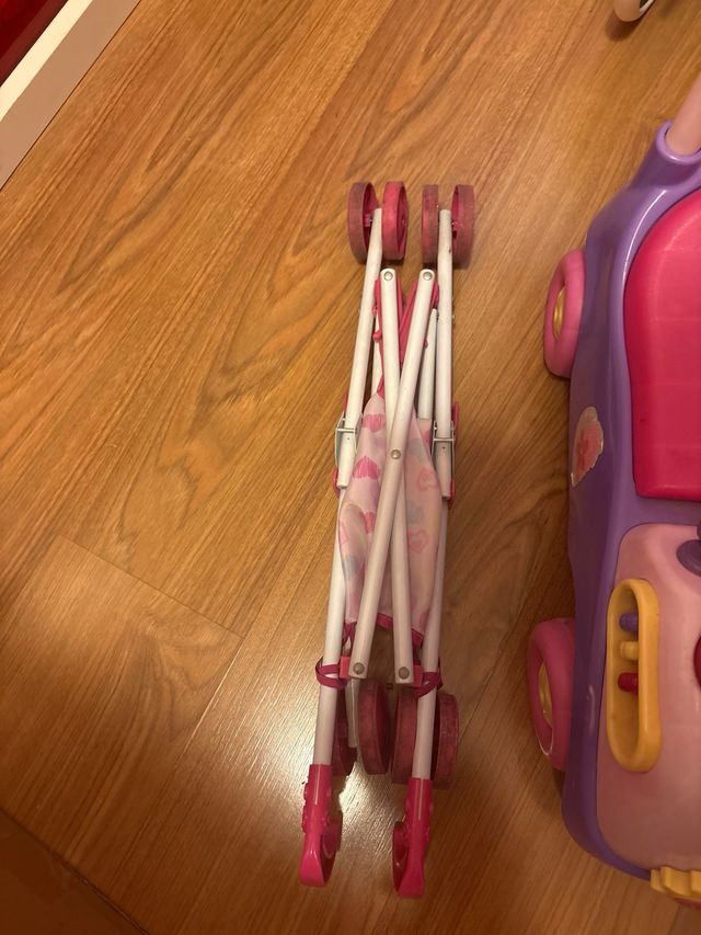 Cochecito/andador infantil rosa y morado todo por