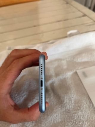 iPhone XR Apple