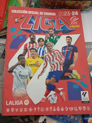 Álbum cromos fútbol LaLiga Santander 2021-22