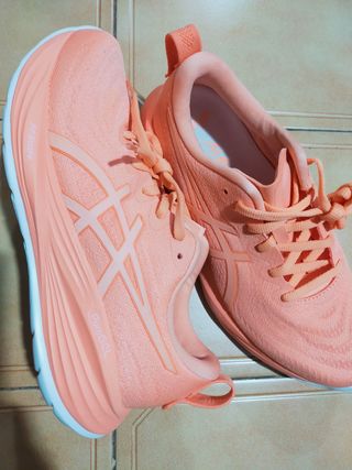 Zapatillas Asics Gel Cumulus 27 Naranja/Rosa