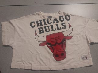 Camiseta oficial NBA Chicago Bulls para chica.