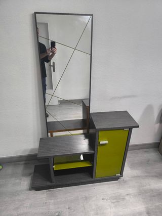 Recibidor moderno madera y cristal