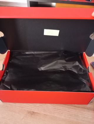 Zapatillas Hugo  Talla 37 Nuevas