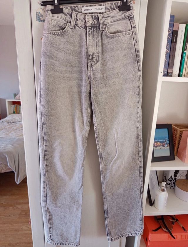 Vaquero gris clarito.  •NUEVO SIN ETIQUETA•
