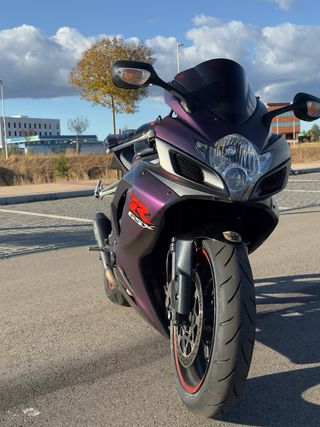 Suzuki GSXR 750