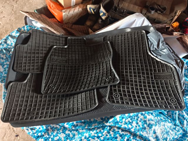 Alfombrillas Goma VW Golf 7