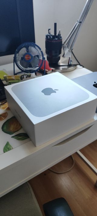 Mac mini M1, 2018 i7 32GB 2TB