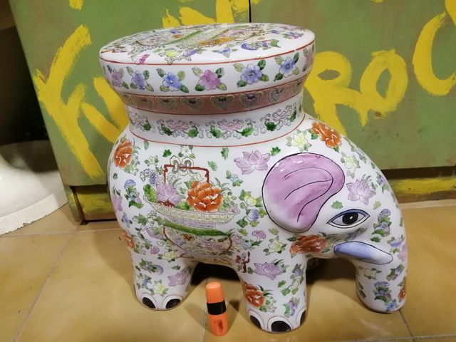 Macetero elefante porcelana china Rose Medallion