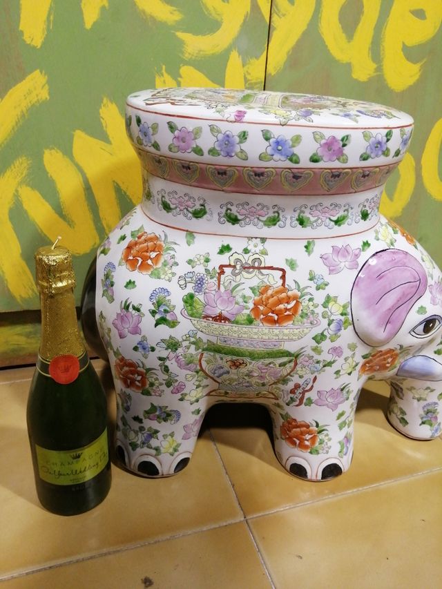 Macetero elefante porcelana china Rose Medallion