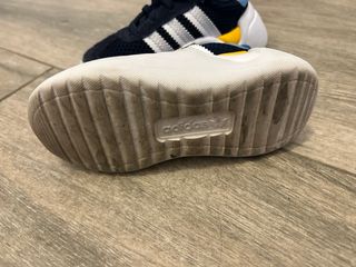 Zapatos Adidas Bebé Azul y Blancos