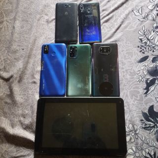 Lote de móviles y tablet para repuestos