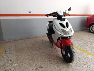 Se vende Yamaha Aerox
