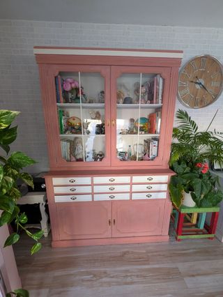 Mueble Salón Madera Roble Pintado Rosa Blanco