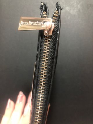 Cartera negra efecto piel Stradivarius