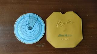 REGLA DE CÁLCULO CIRCULAR CONCISE NO. 28N. Anritsu