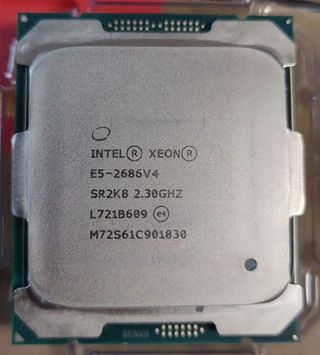 Intel Xeon E5-2686 v4 18 núcleos 36 hilos