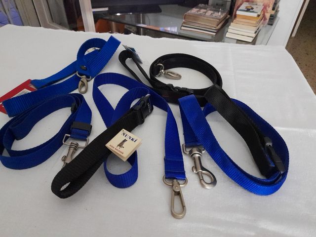 Correas para perro NunKi (negras y azules)