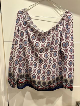 Blusa Escote Barco Estampada Multicolor