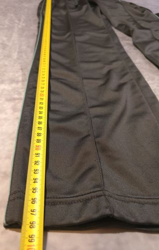 Pantalón deportivo Nike verde Ref-23400
