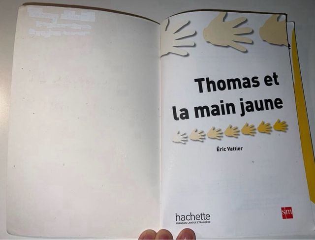 Thomas et la main jaune